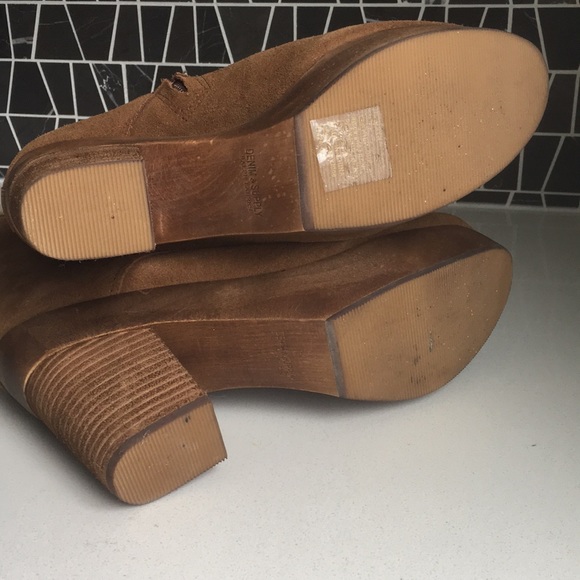 LEATHER boot 👢 - Picture 4 of 8